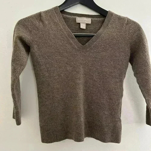 Banana Republic Merino Wool Women's Knit Sweater Brown V Neck Size S - Picture 6 of 6
